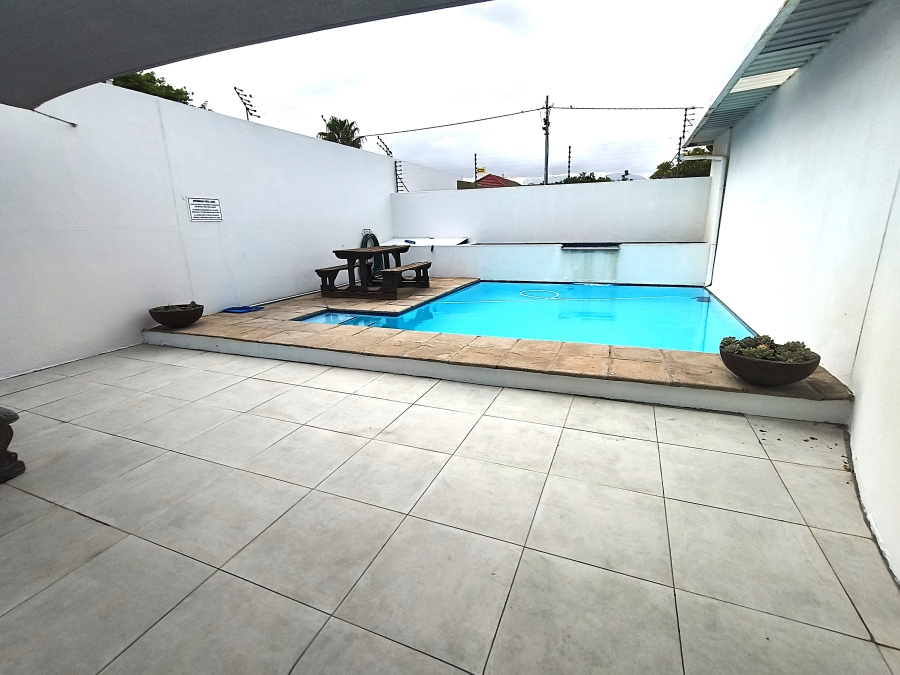 2 Bedroom Property for Sale in Strand North Western Cape